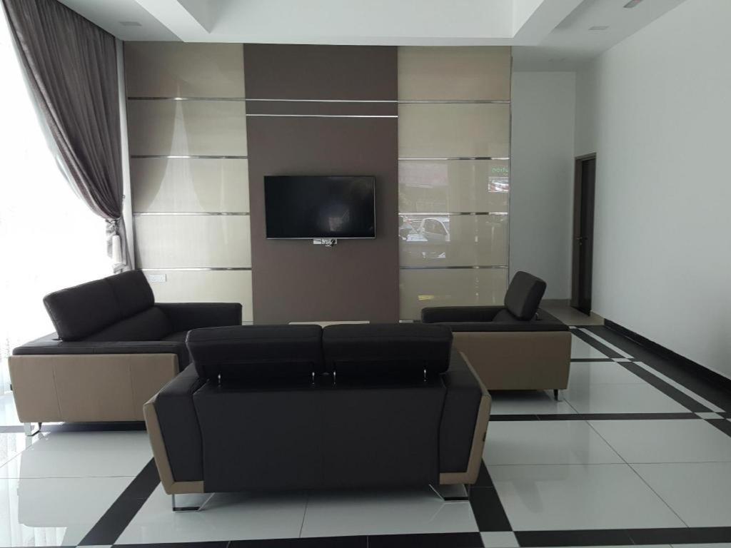 Lf Hotel Tapah Exterior photo