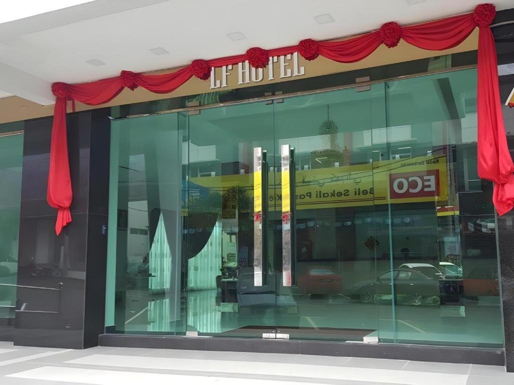 Lf Hotel Tapah Exterior photo