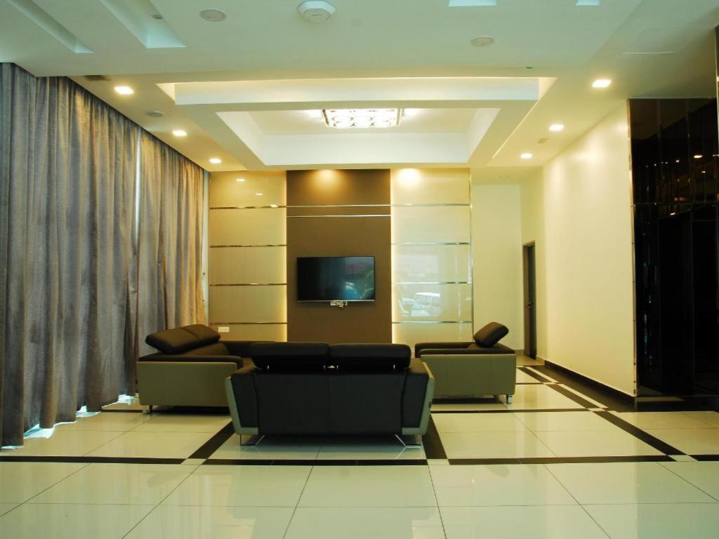 Lf Hotel Tapah Exterior photo